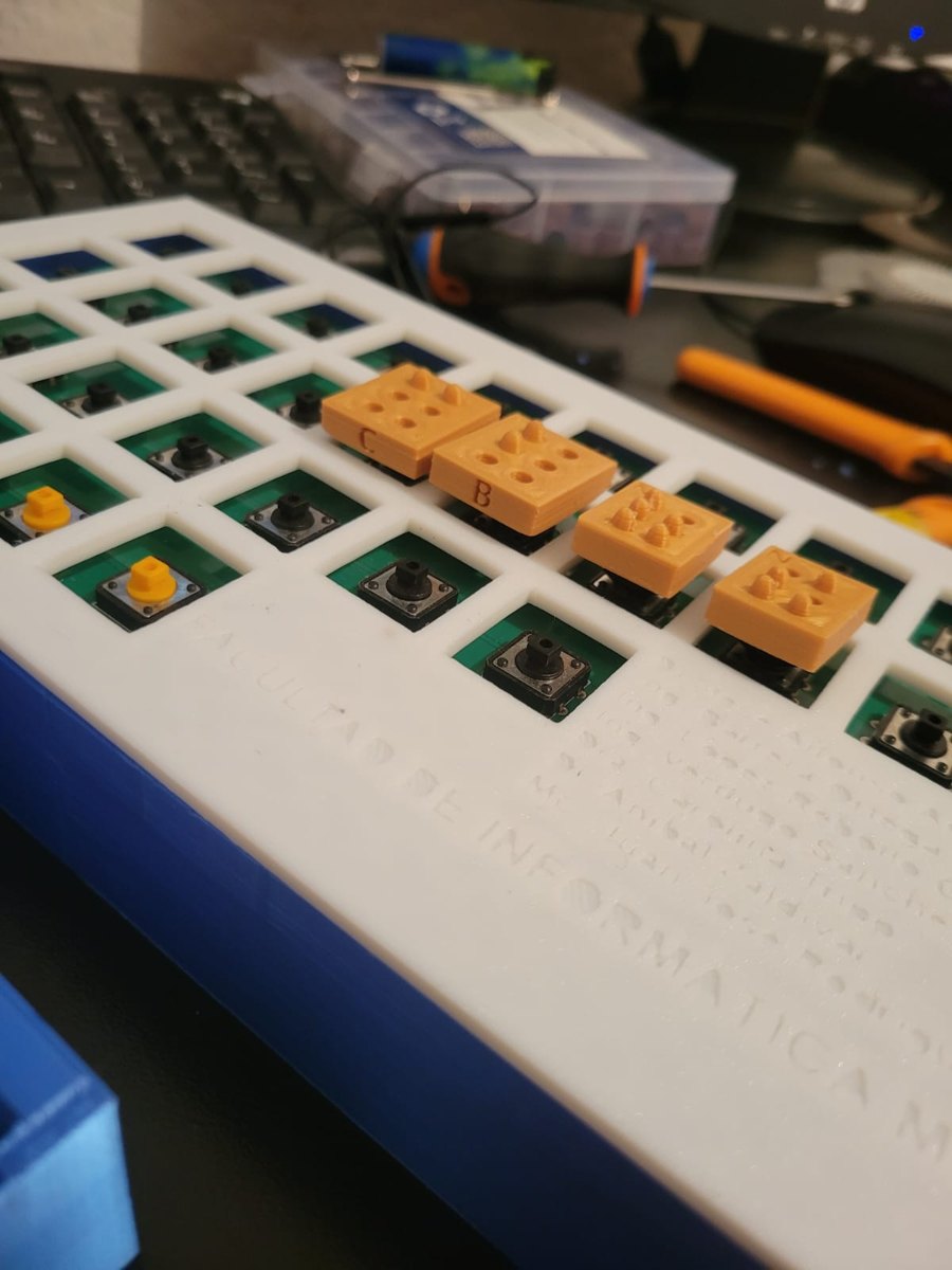 Teclado Braille TCB 2.0 terminado